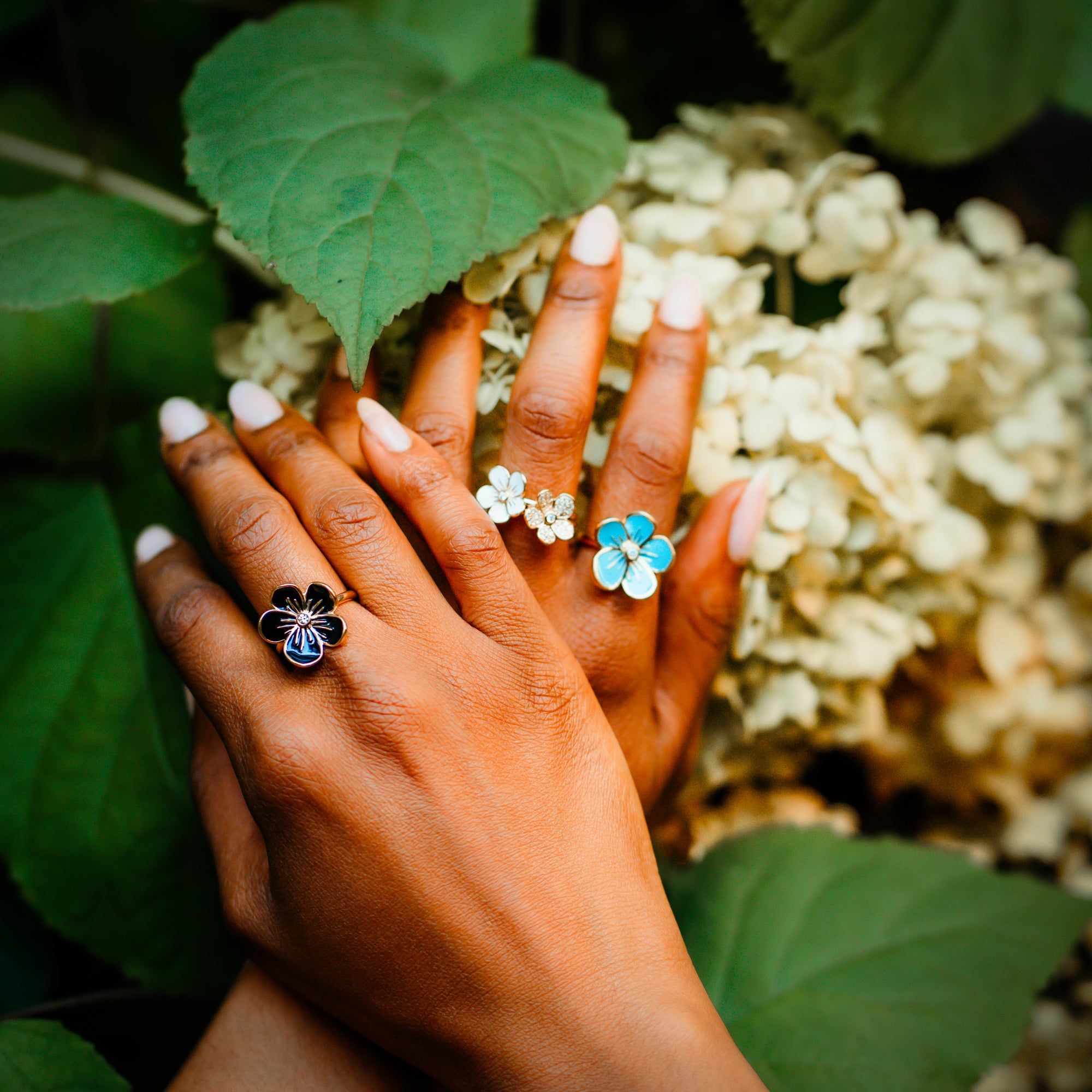 Medium Florette Ring in Baby Pink