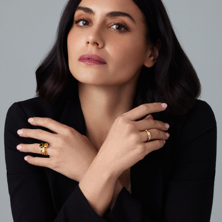 Thin Dome Ring with Oval and Random Diamonds