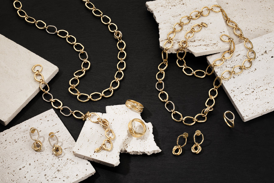 Teatro Gold Necklace with Pavé Diamond Elements