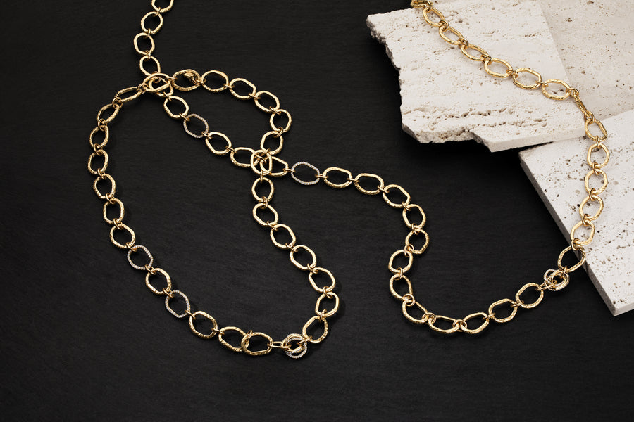 Teatro Gold Necklace with Pavé Diamond Elements