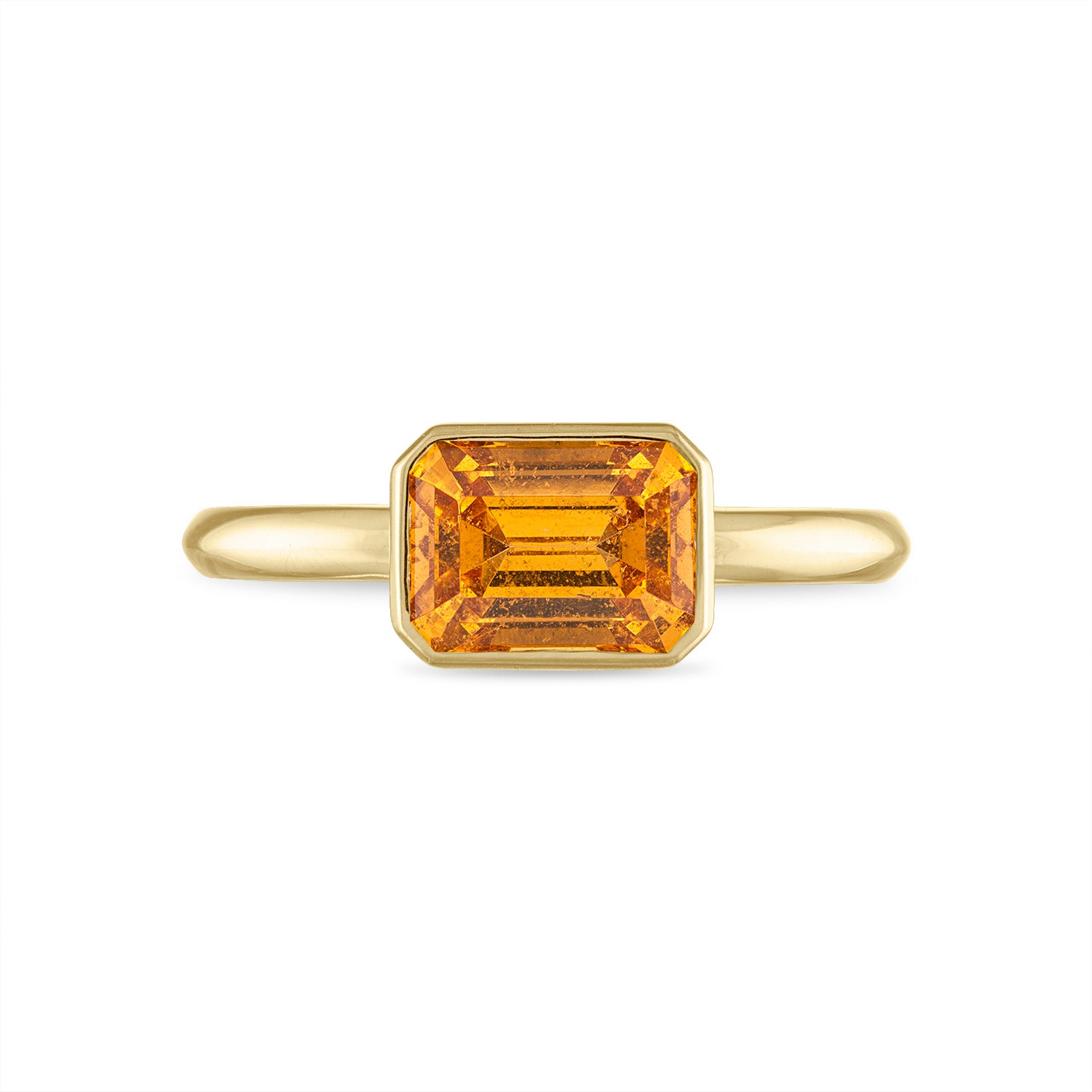 Gold Mandarin Garnet Solitaire Ring