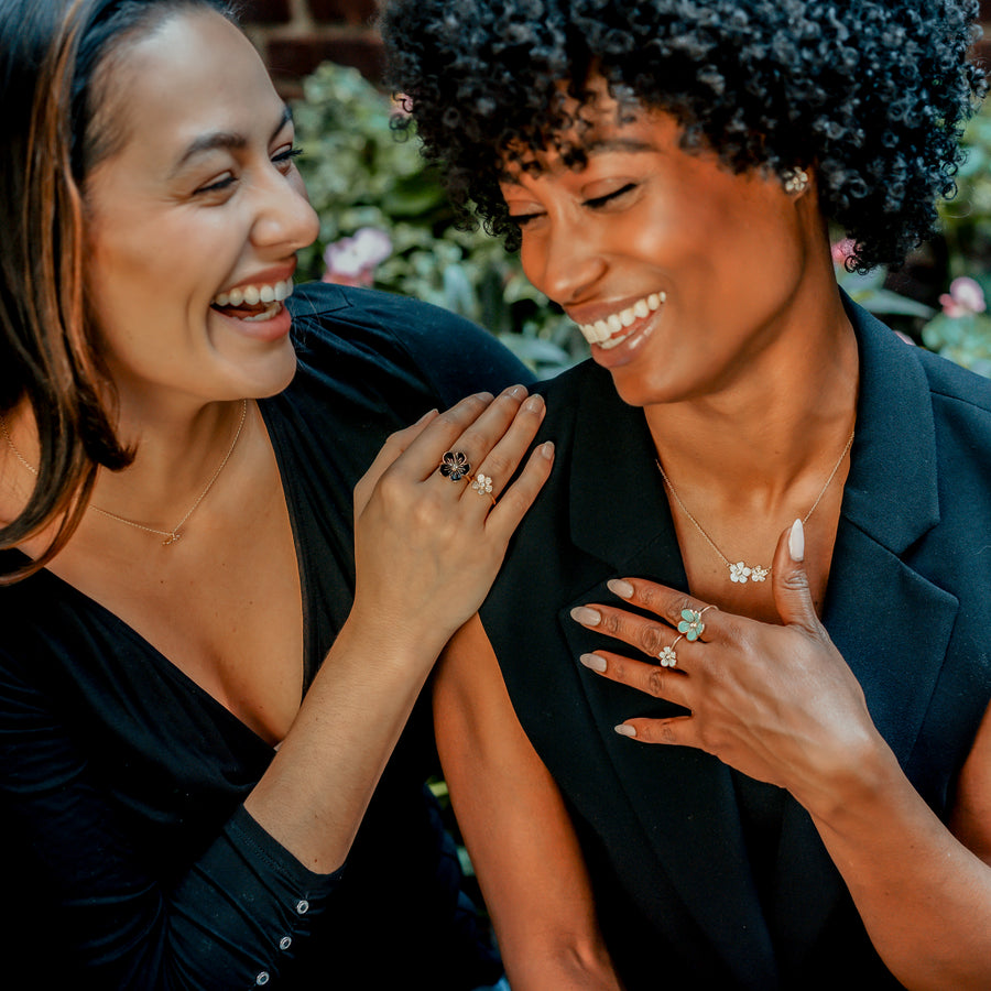 Large Florette Single Flower Cocktail Ring in Black