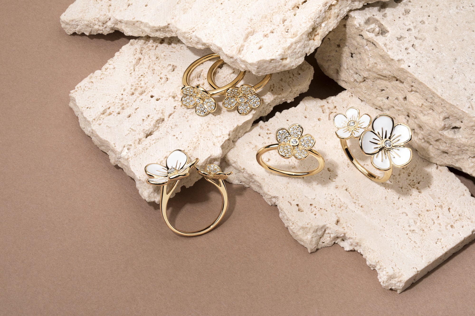 Double Florette Enamel Ring in White