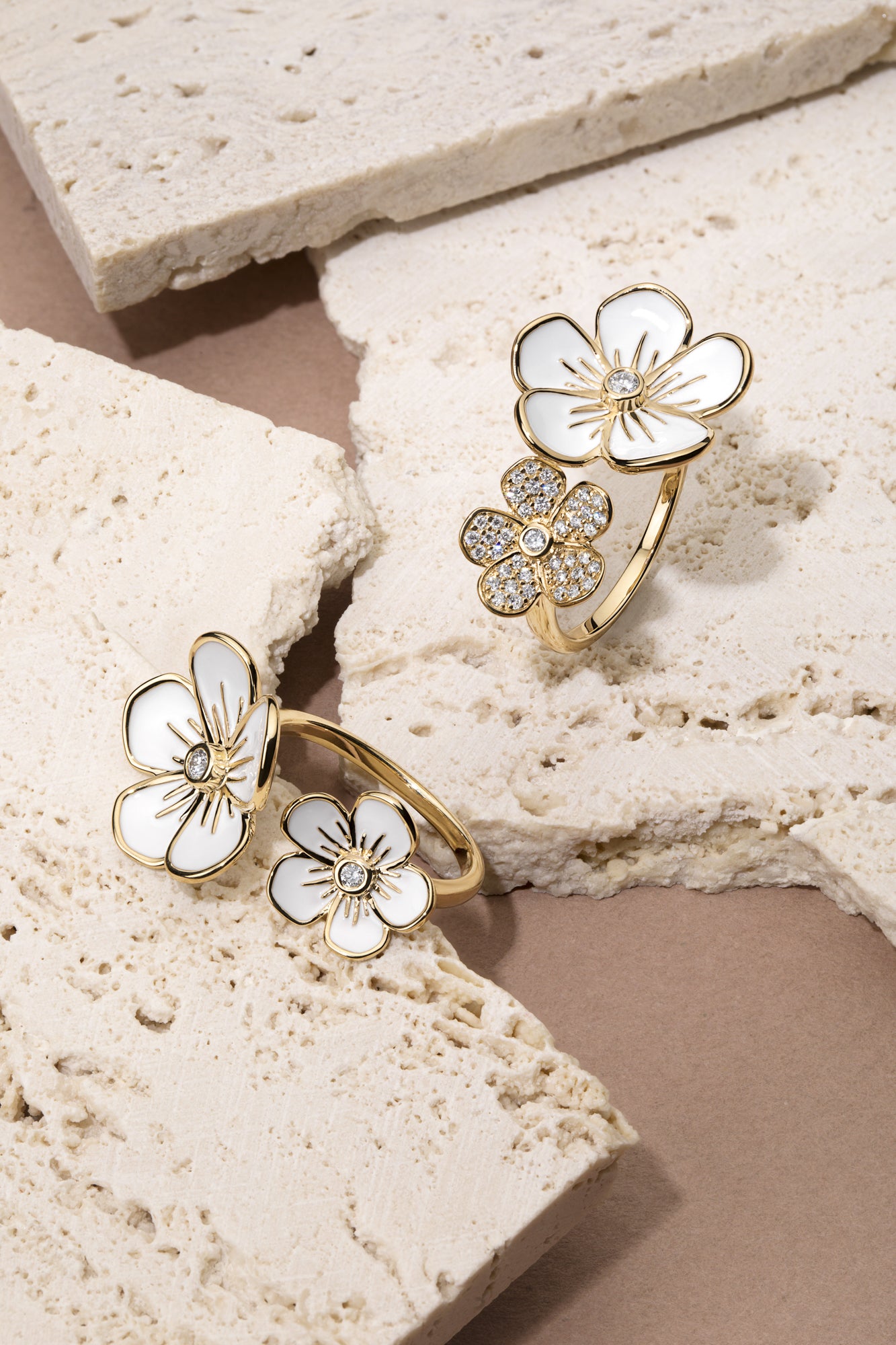Double Florette Enamel Ring in White