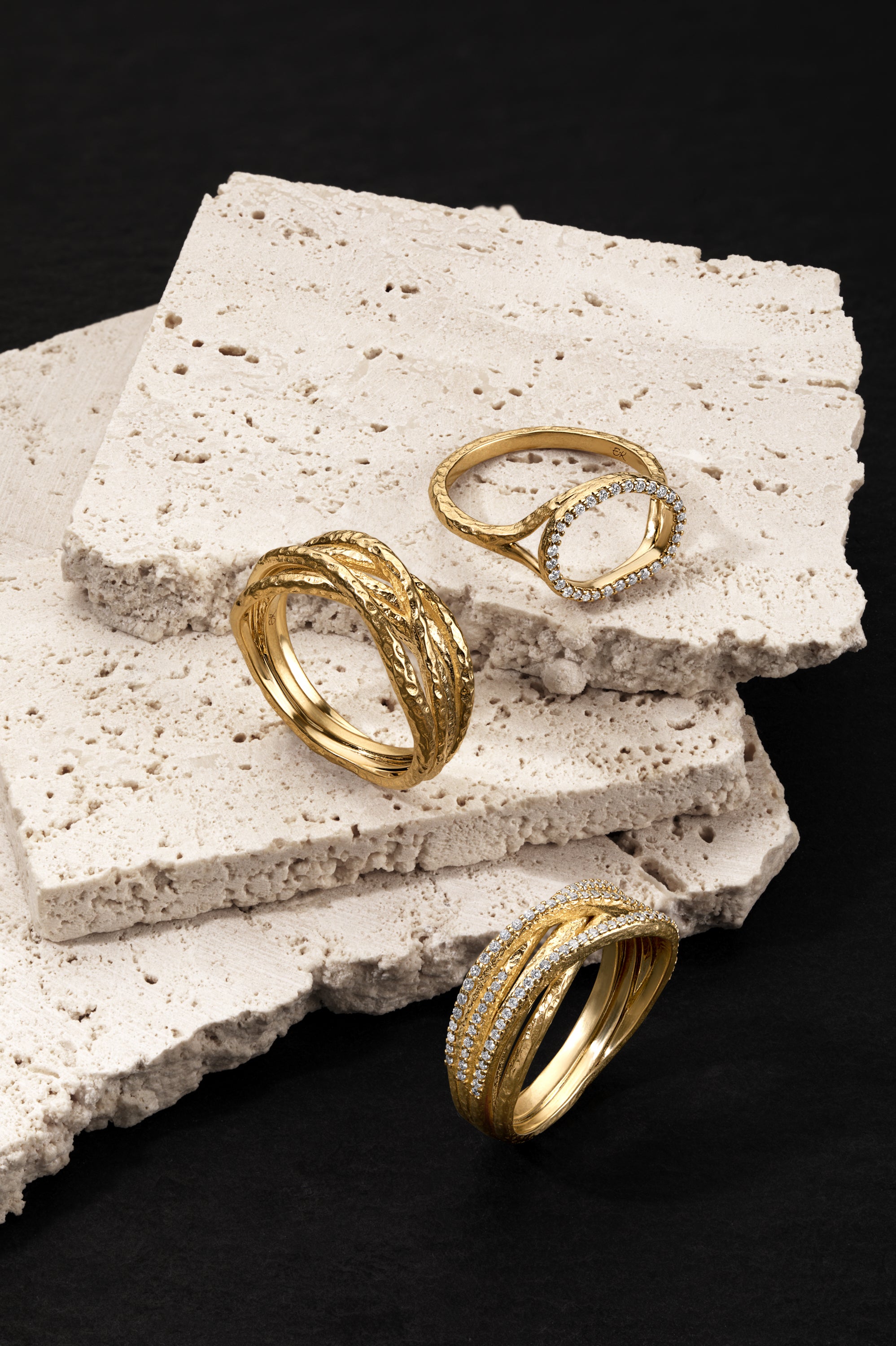 Teatro Gold Twist Ring